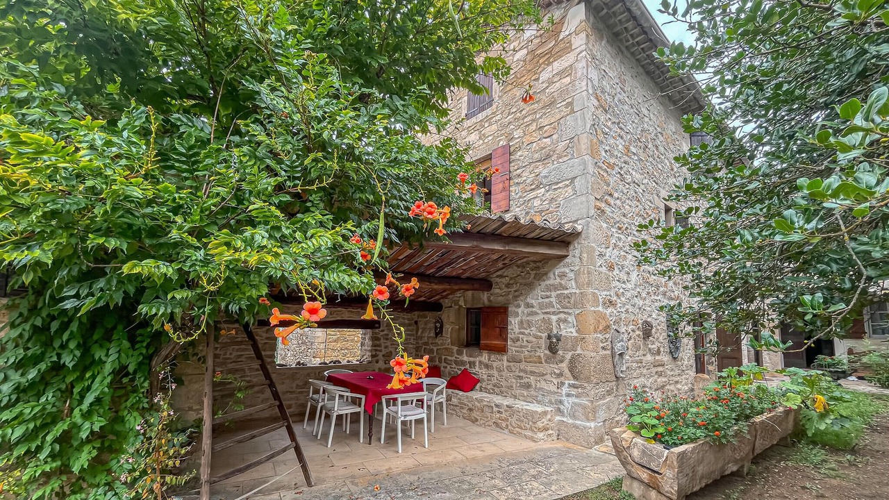 Photo of Others in Barjac