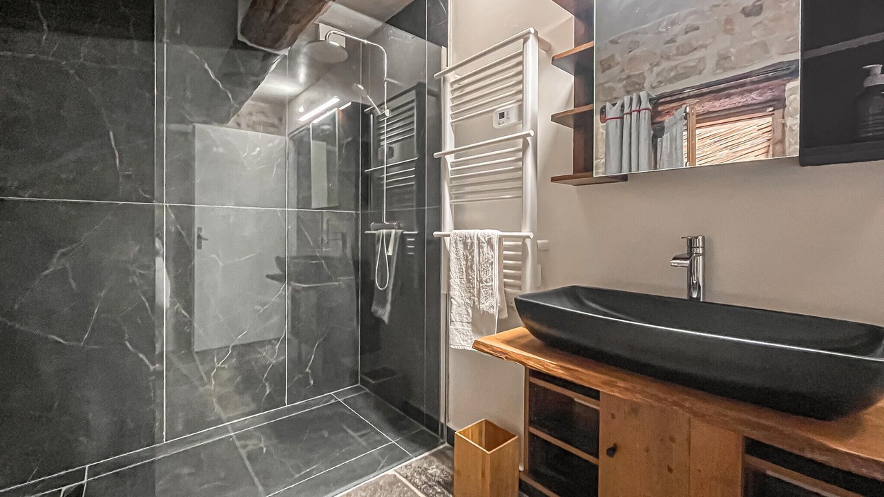 Photo of Bathroom in Barjac