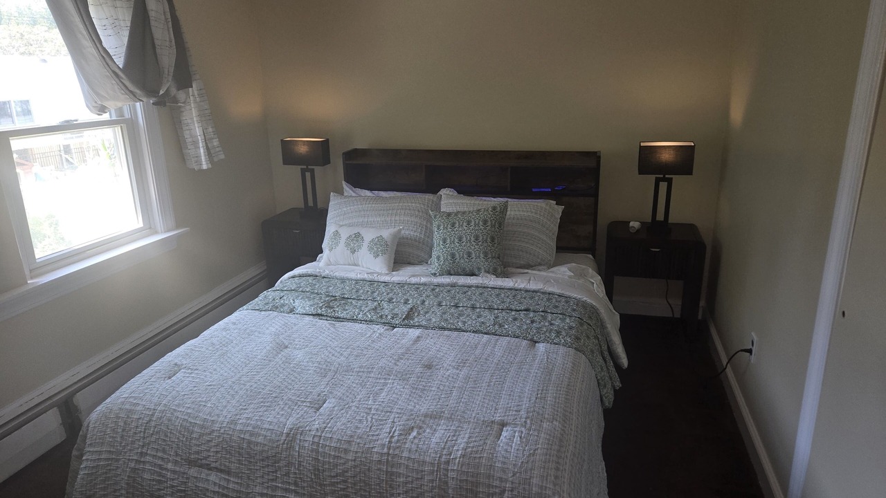 Photo of Bedroom in Peabody