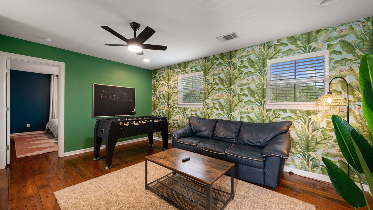 Photo of Livingroom in Old Enfield
