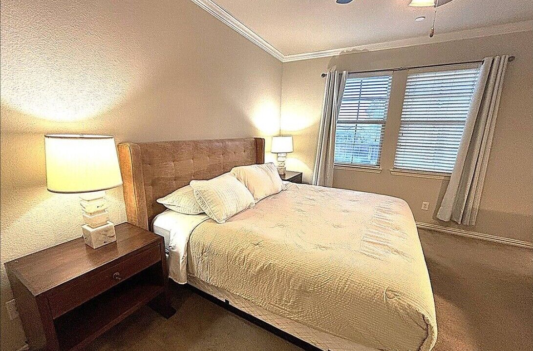 Photo of Bedroom in Lewisville
