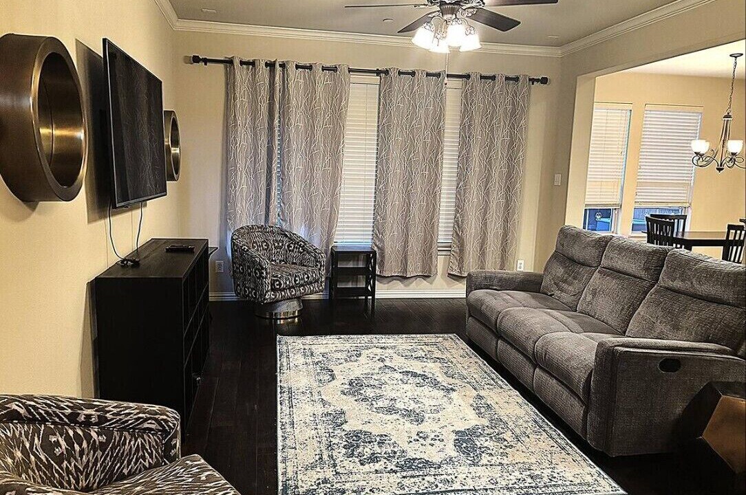 Photo of Livingroom in Lewisville