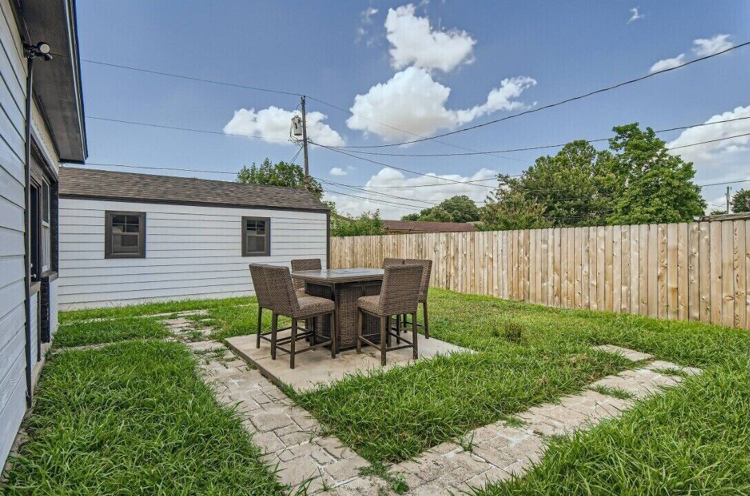 Photo of Outdoor in Original Town