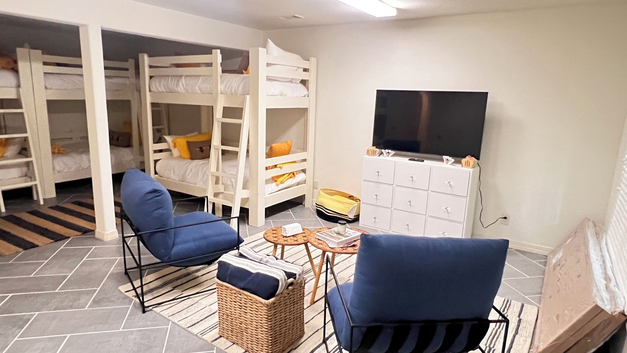 Photo of Bedroom in Mid America