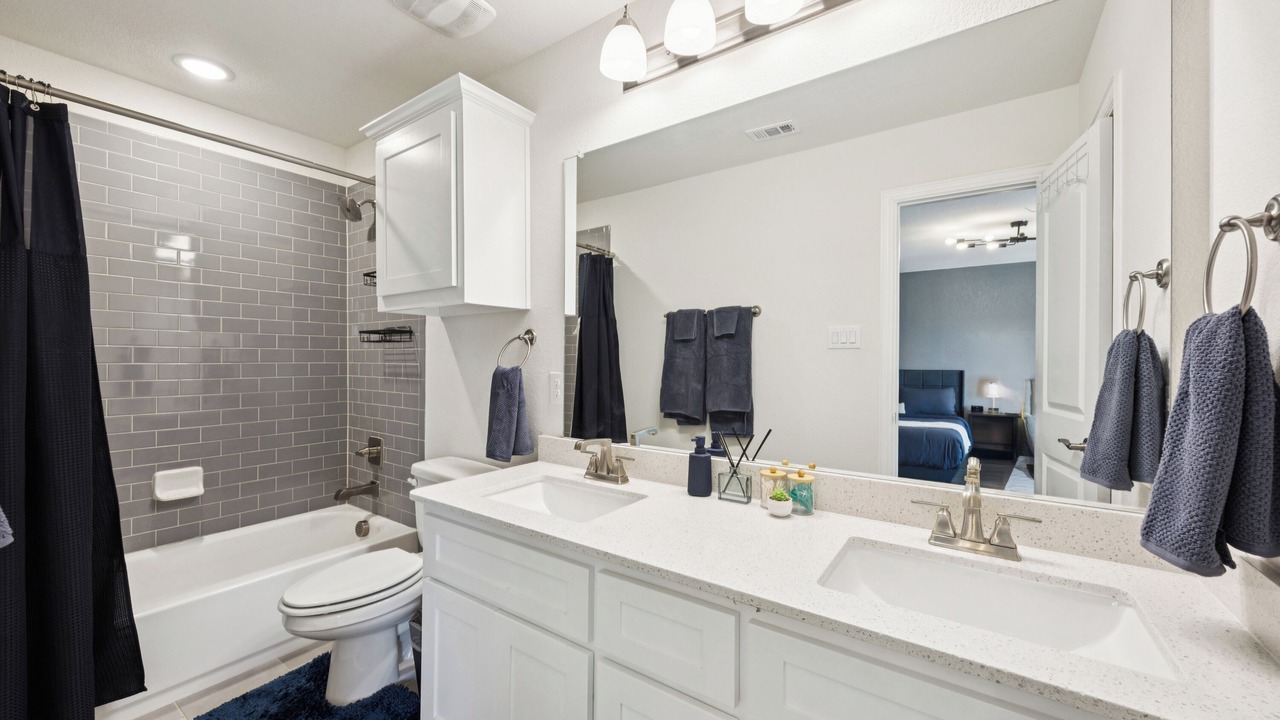 Photo of Bathroom in Farmers Branch