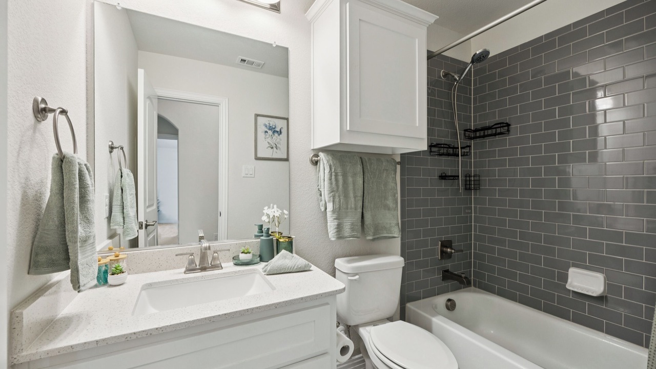 Photo of Bathroom in Farmers Branch