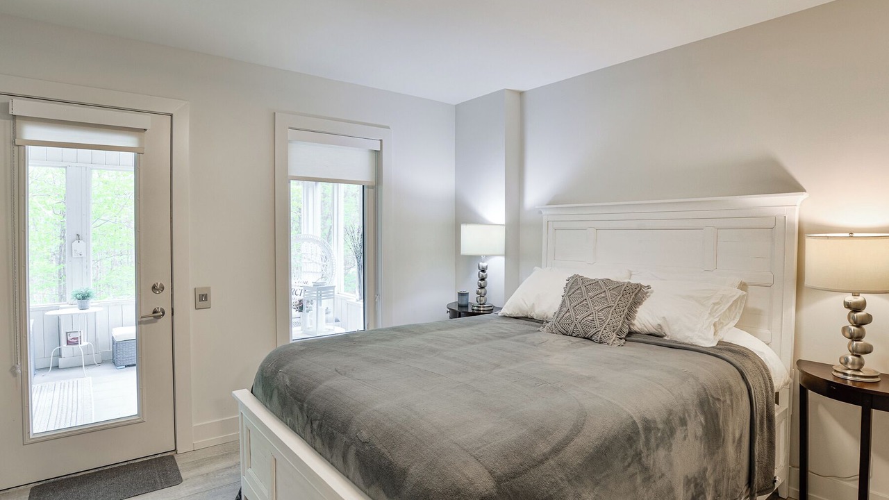 Photo of Bedroom in Gravenhurst