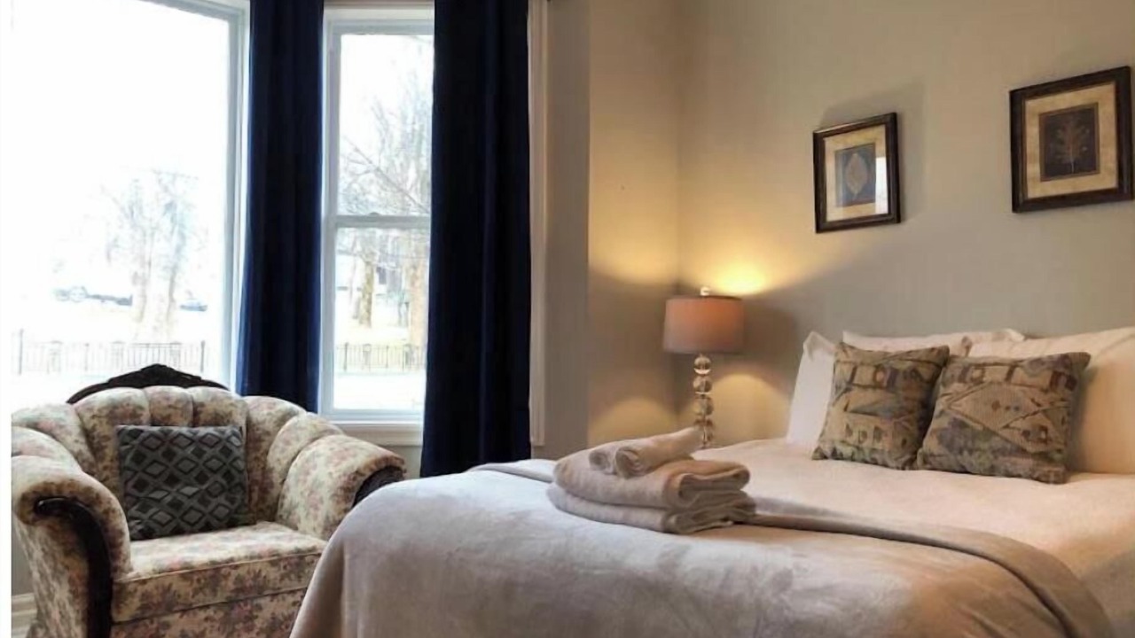 Photo of Bedroom in Waterford Valley