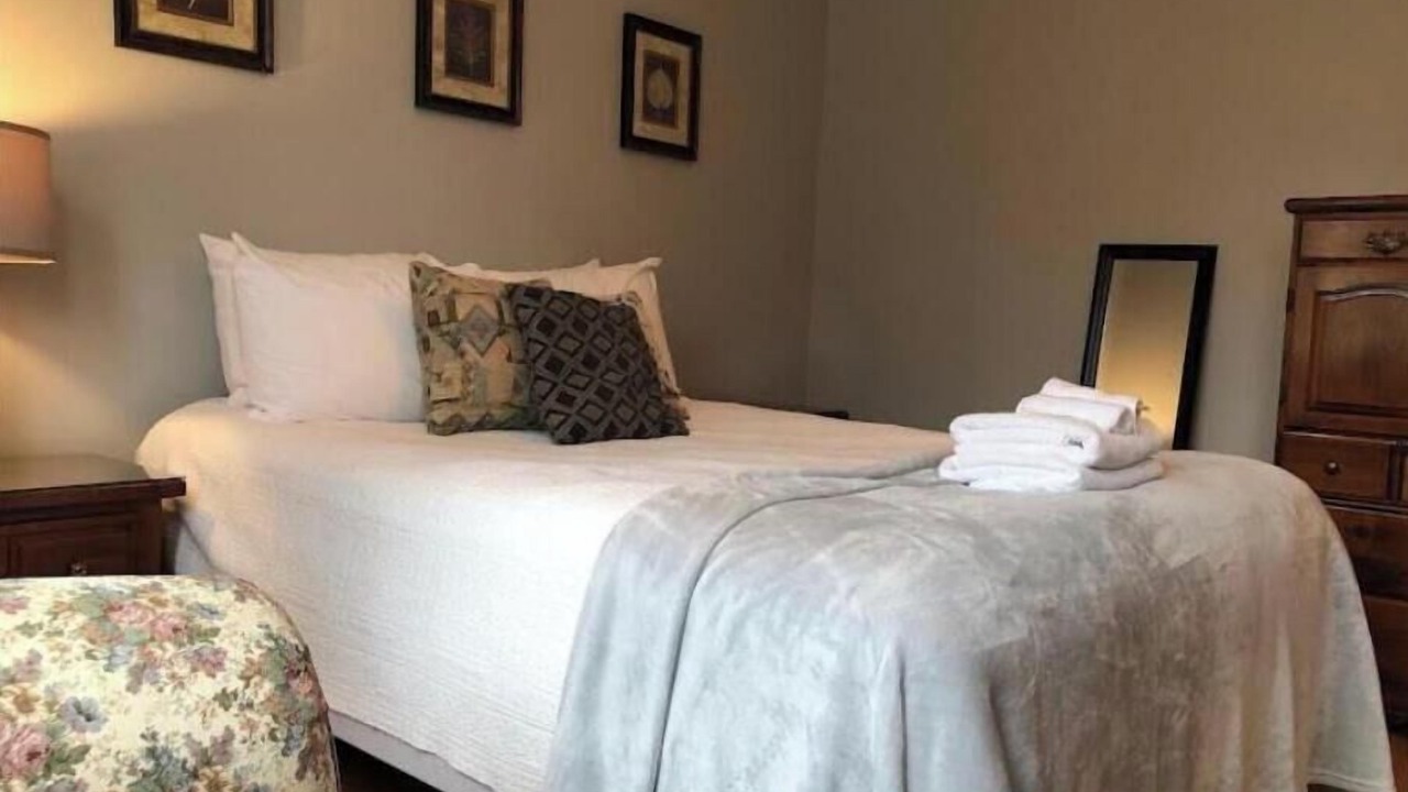 Photo of Bedroom in Waterford Valley