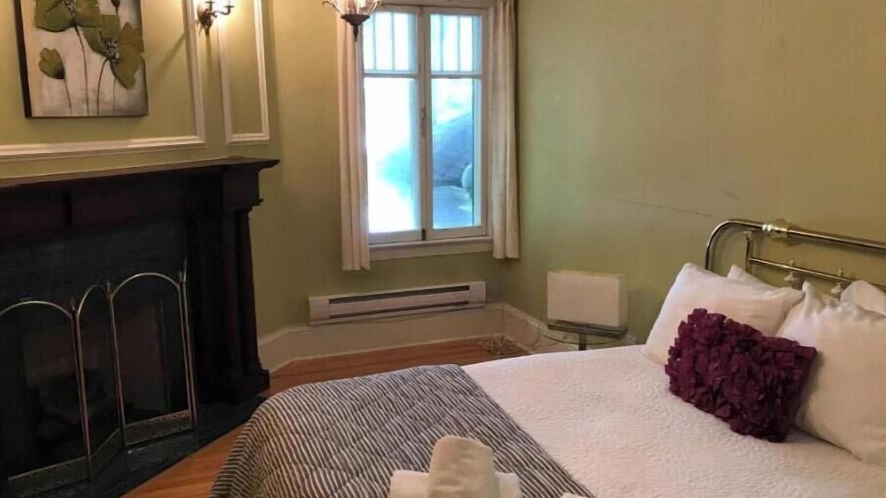 Photo of Bedroom in Waterford Valley