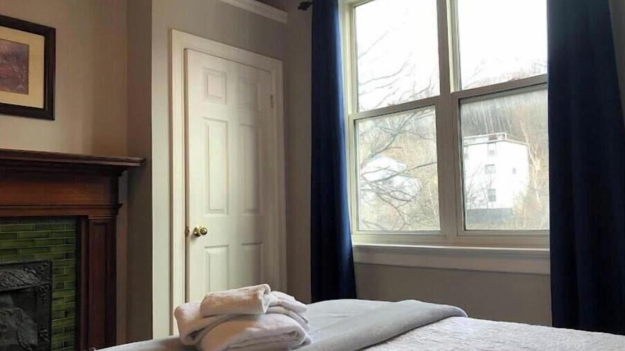 Photo of Bedroom in Waterford Valley