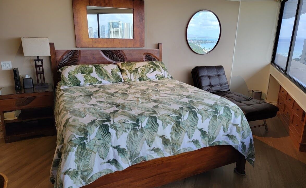 Photo of Bedroom in Waikiki