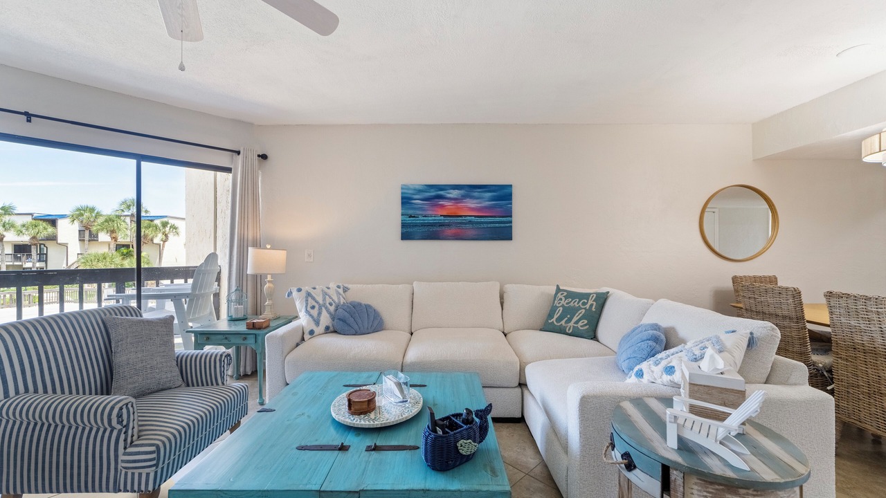 Photo of Livingroom in Butler Beach