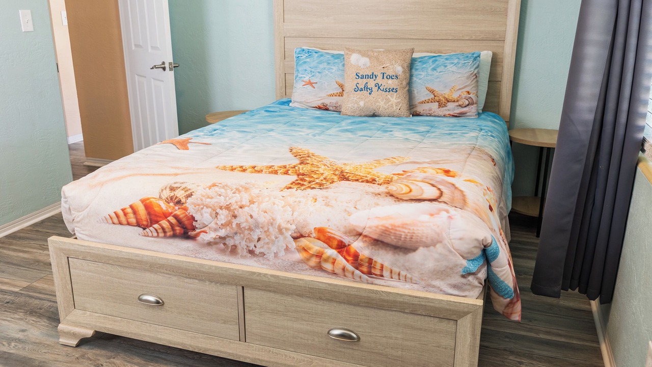 Photo of Bedroom in Ormond-by-the-Sea