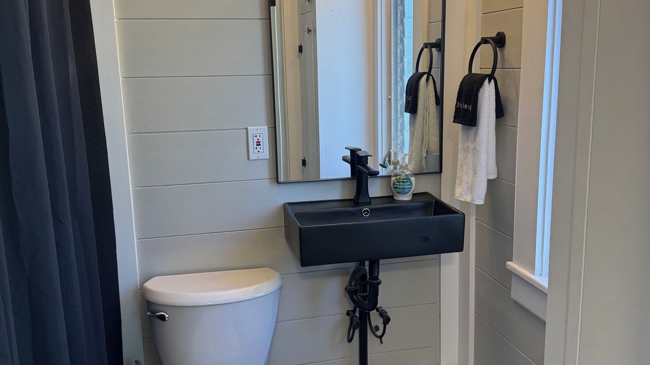 Photo of Bathroom in Historic District