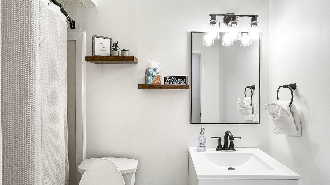 Photo of Bathroom in Pooler