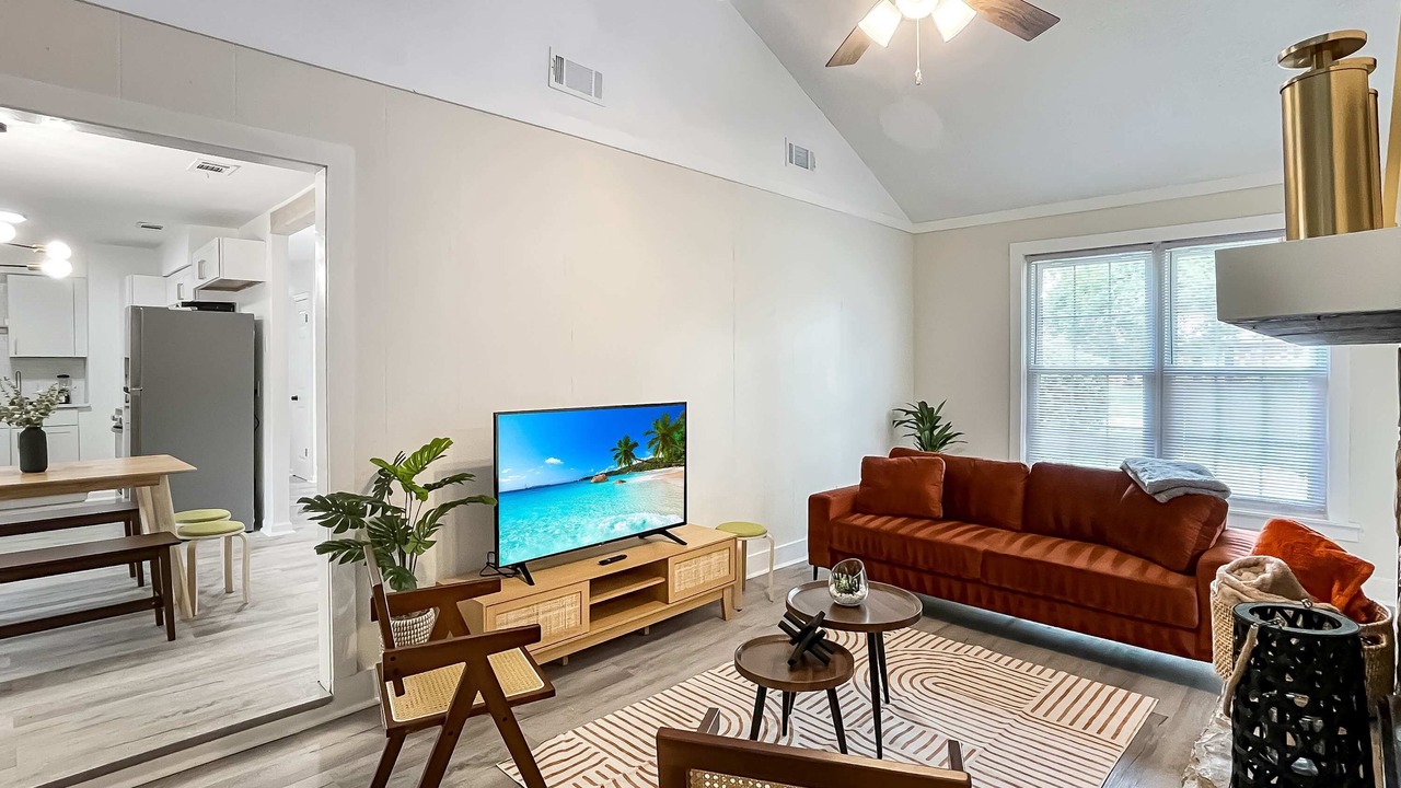 Photo of Livingroom in Pooler