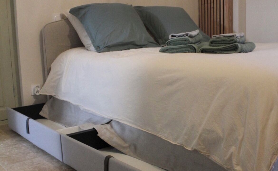 Photo of Bedroom in Pommard