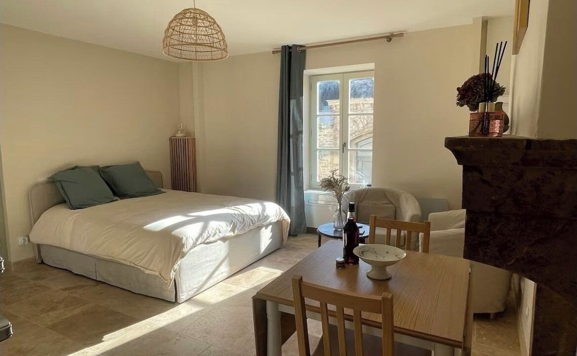 Photo of Bedroom in Pommard