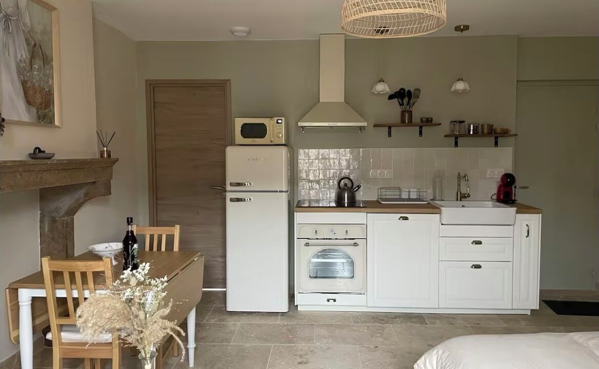 Photo of Kitchen in Pommard