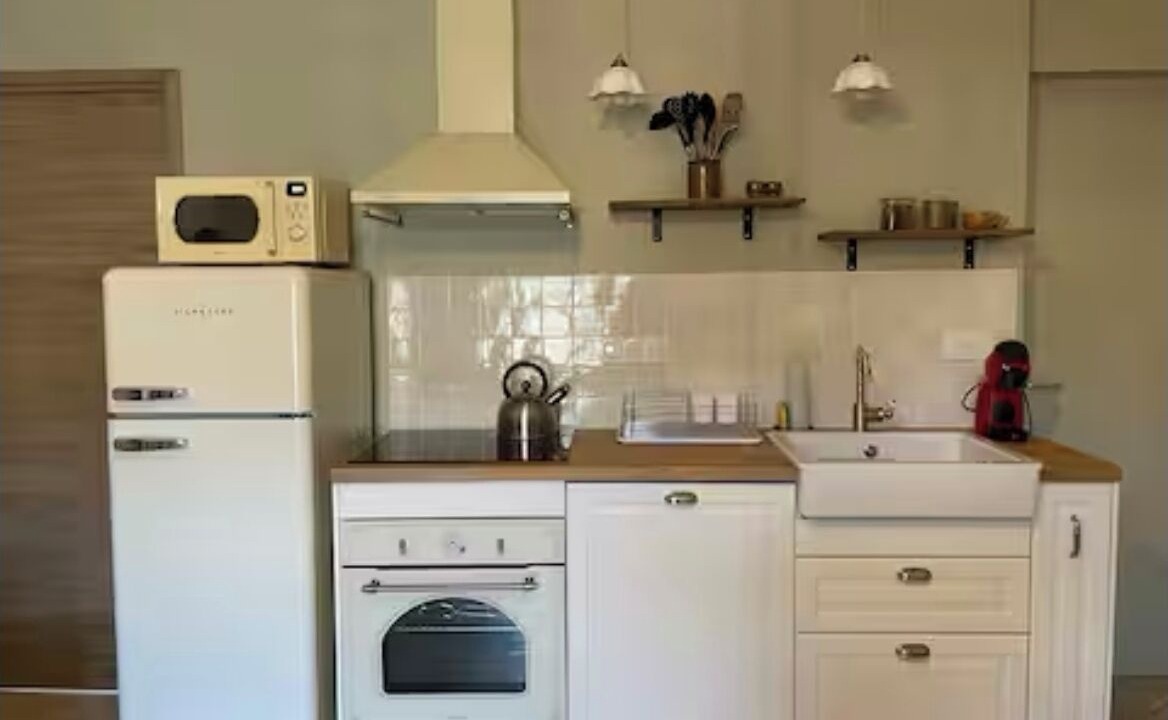 Photo of Kitchen in Pommard