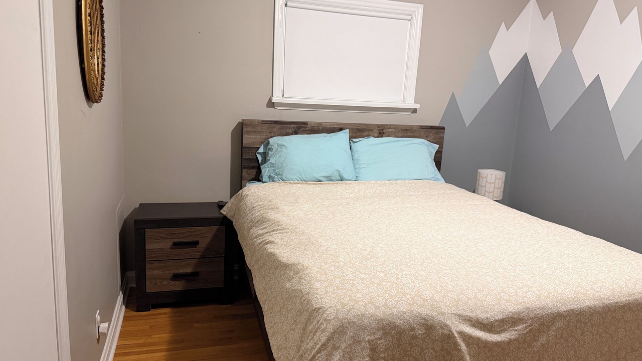 Photo of Bedroom in Belleville