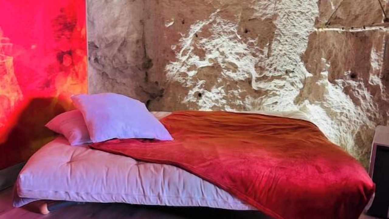 Photo of Bedroom in Chenehutte-Treves-Cunault