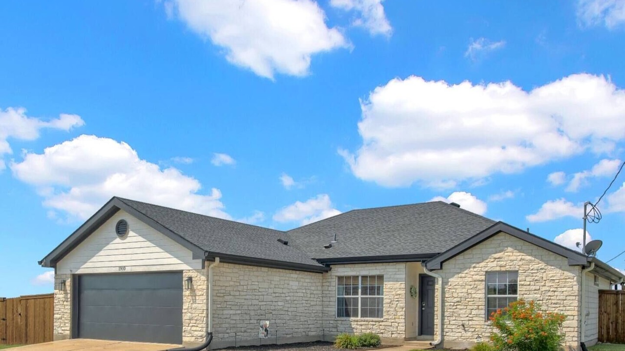 Photo of Outdoor in Taylor