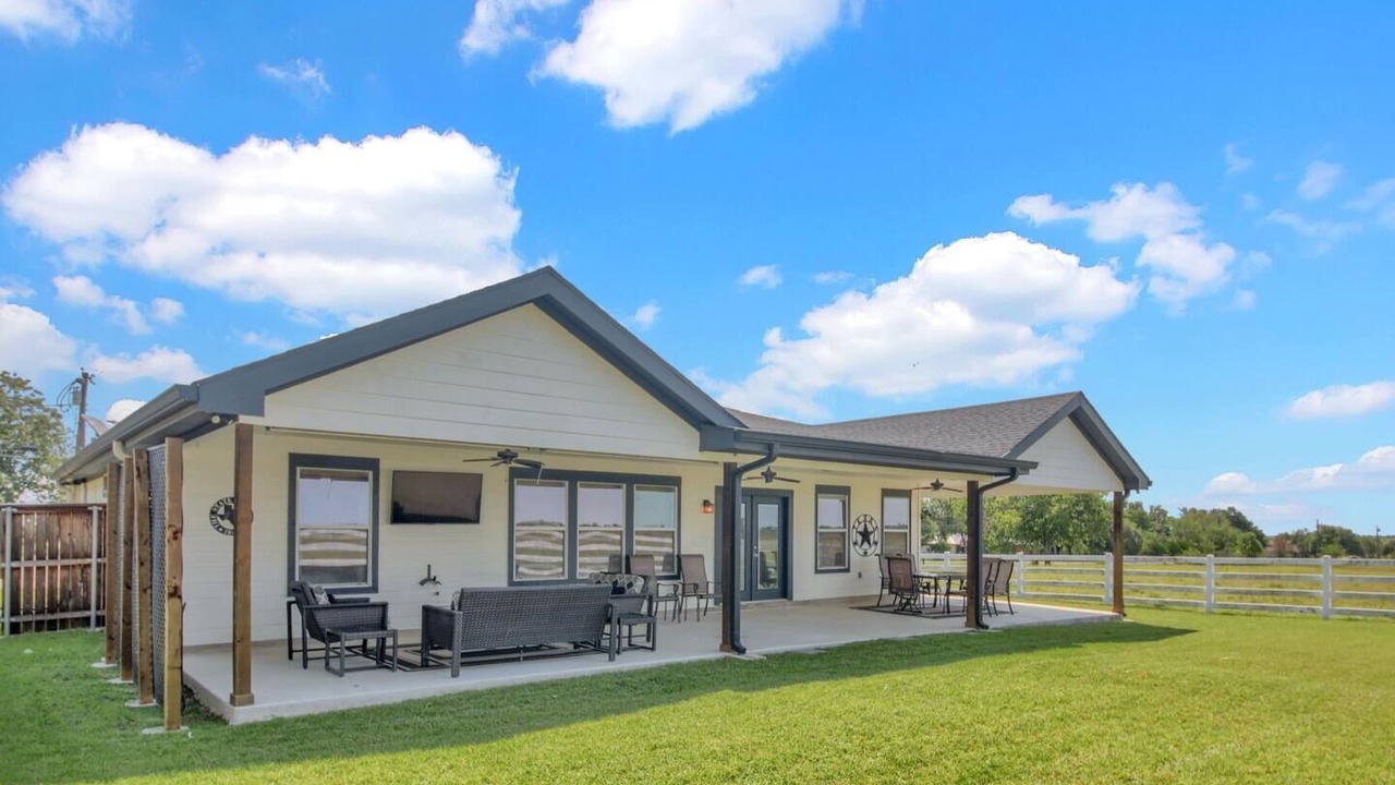 Photo of Outdoor in Taylor