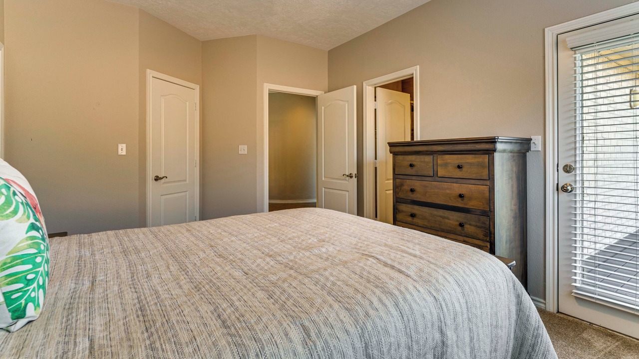 Photo of Bedroom in Walden on Lake Conroe