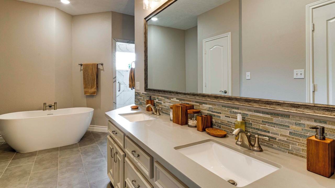 Photo of Bathroom in Walden on Lake Conroe