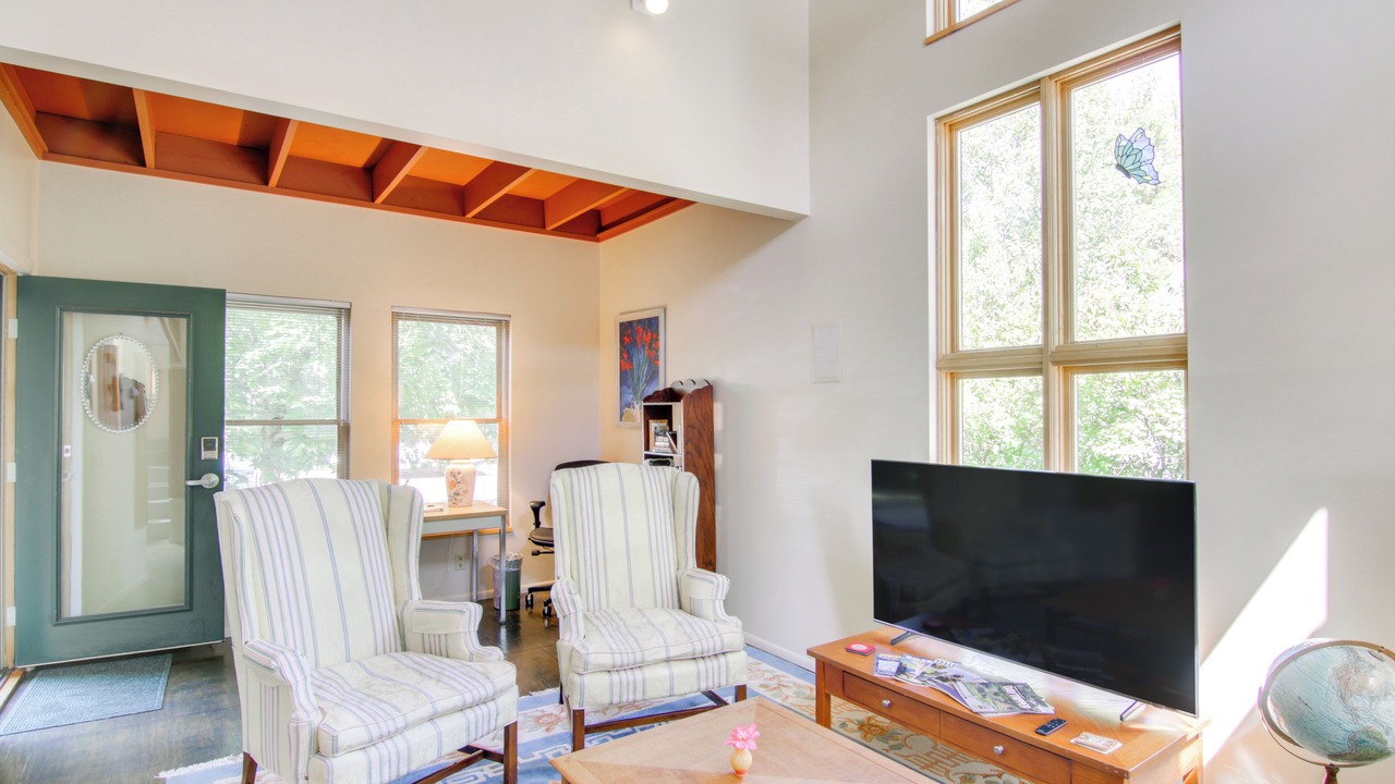 Photo of Livingroom in Bozeman