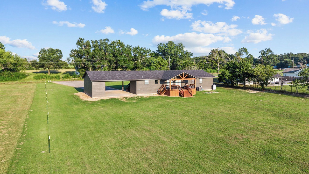 Photo of Outdoor in Larue