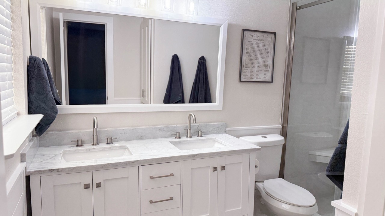 Photo of Bathroom in Larue