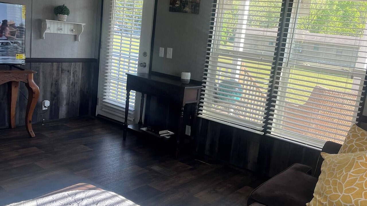 Photo of Livingroom in Madison