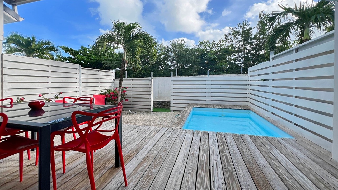 Photo of Others in French Cul de Sac