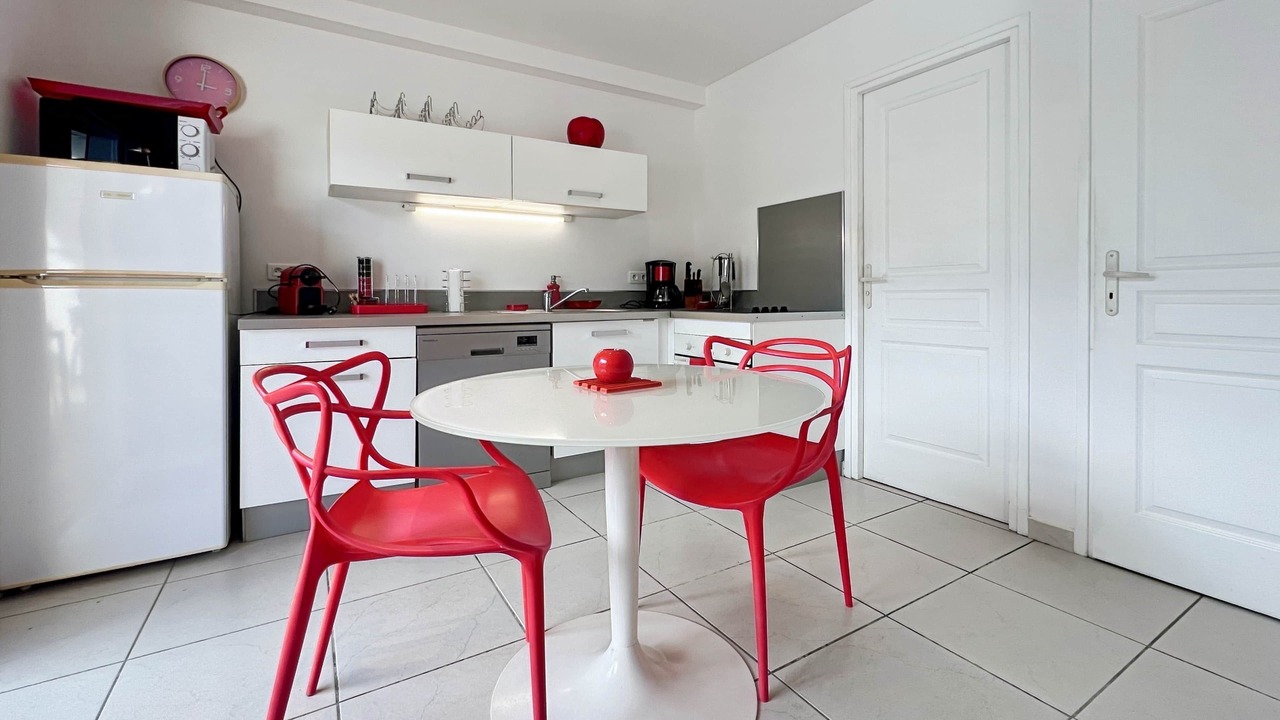 Photo of Others in French Cul de Sac