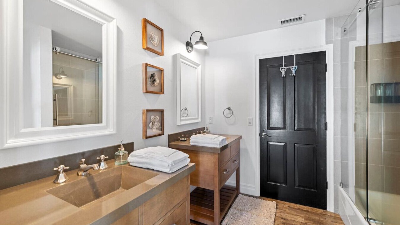 Photo of Bathroom in Lake Hodges