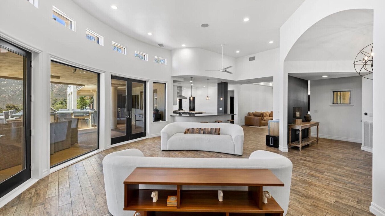 Photo of Livingroom in Lake Hodges