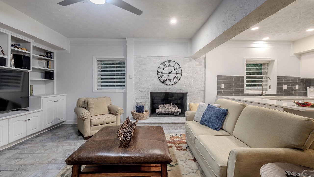 Photo of Livingroom in Greer