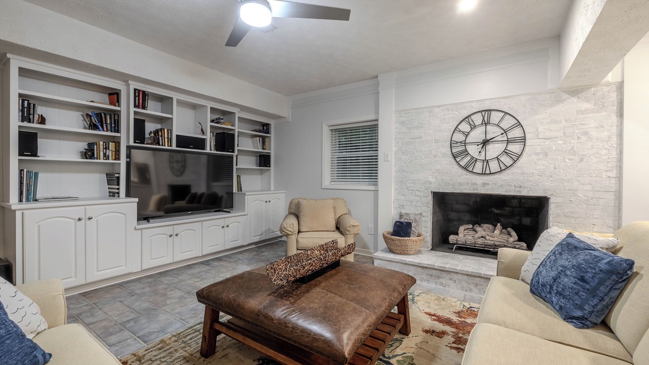 Photo of Livingroom in Greer