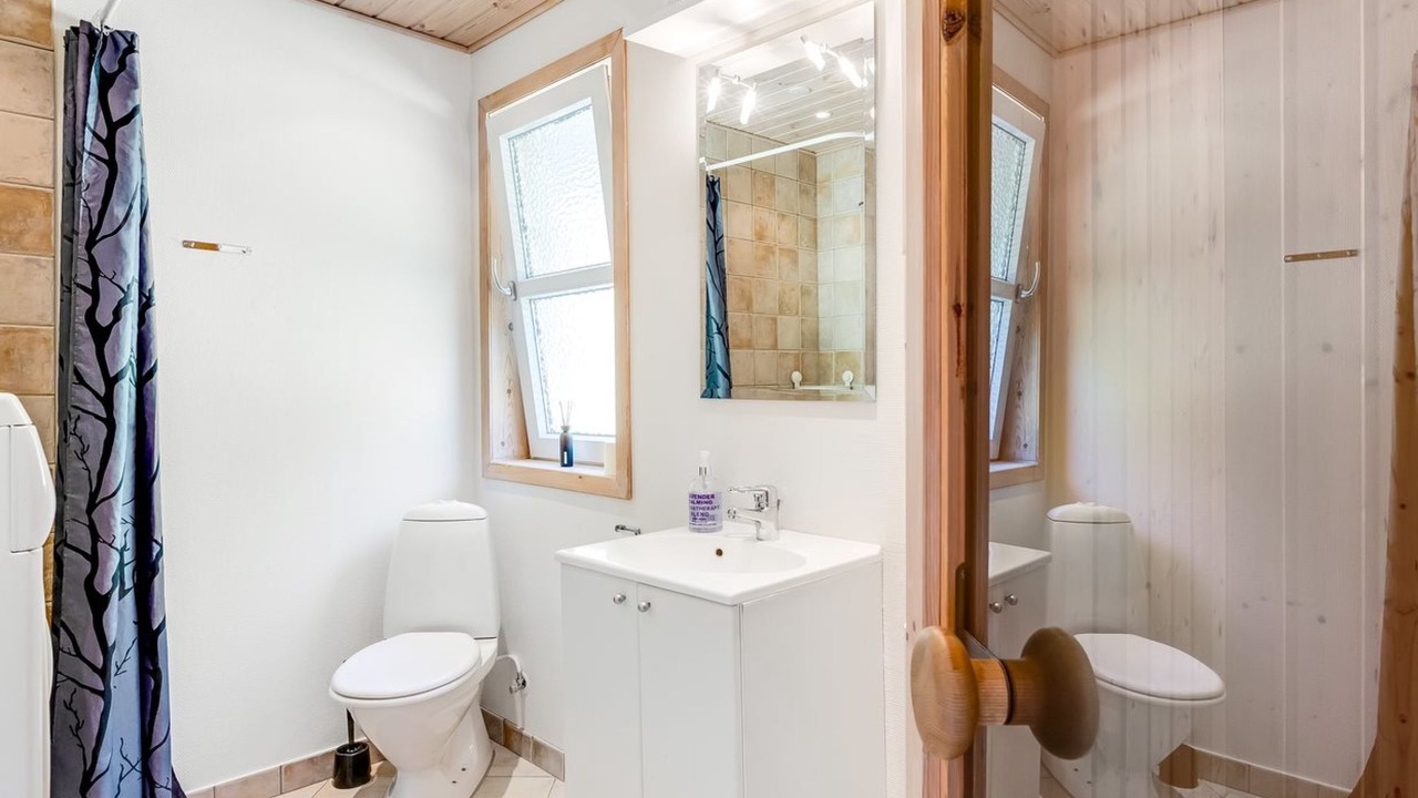 Photo of Bathroom in Læsø