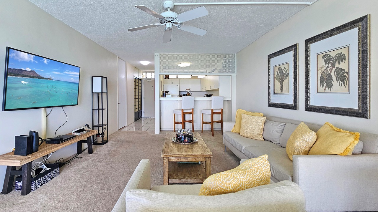 Photo of Livingroom in Diamond Head - Kapahulu - St. Louis
