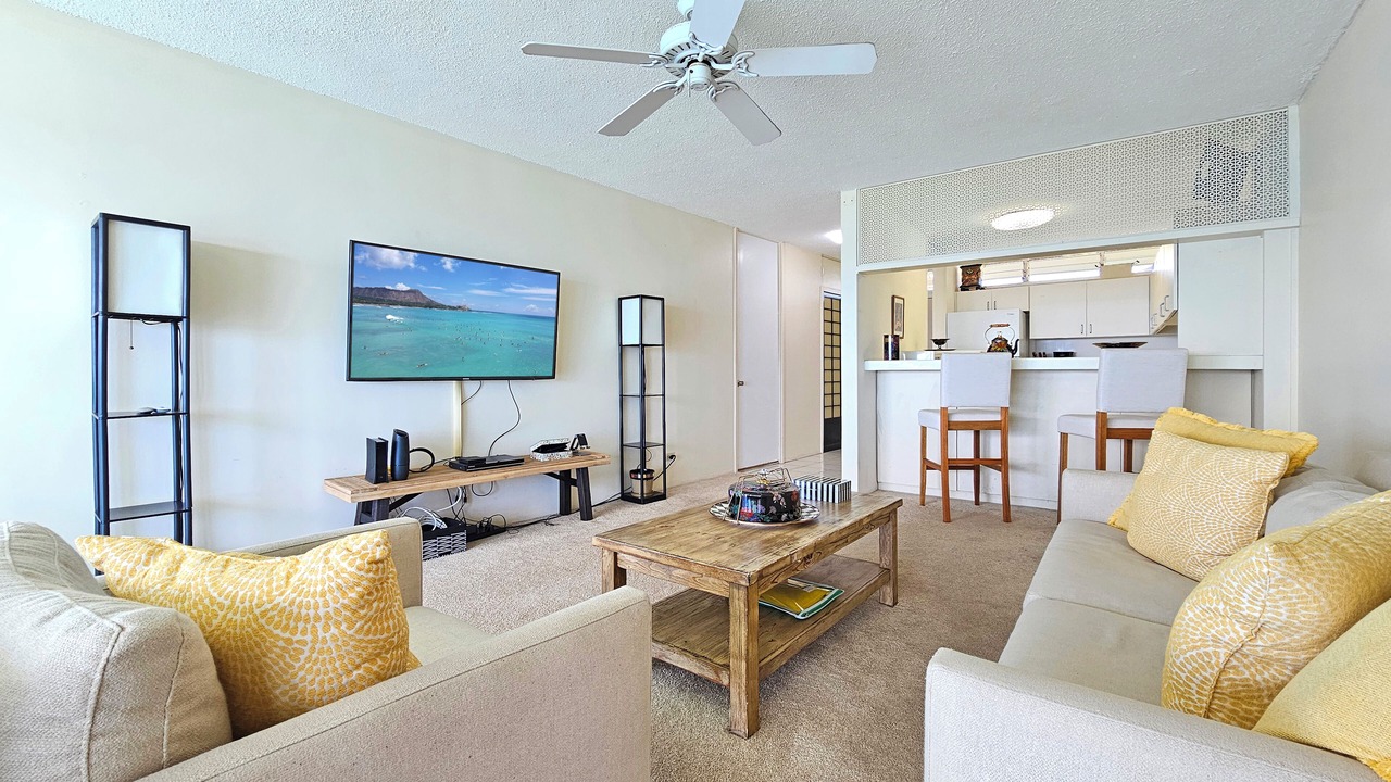 Photo of Livingroom in Diamond Head - Kapahulu - St. Louis
