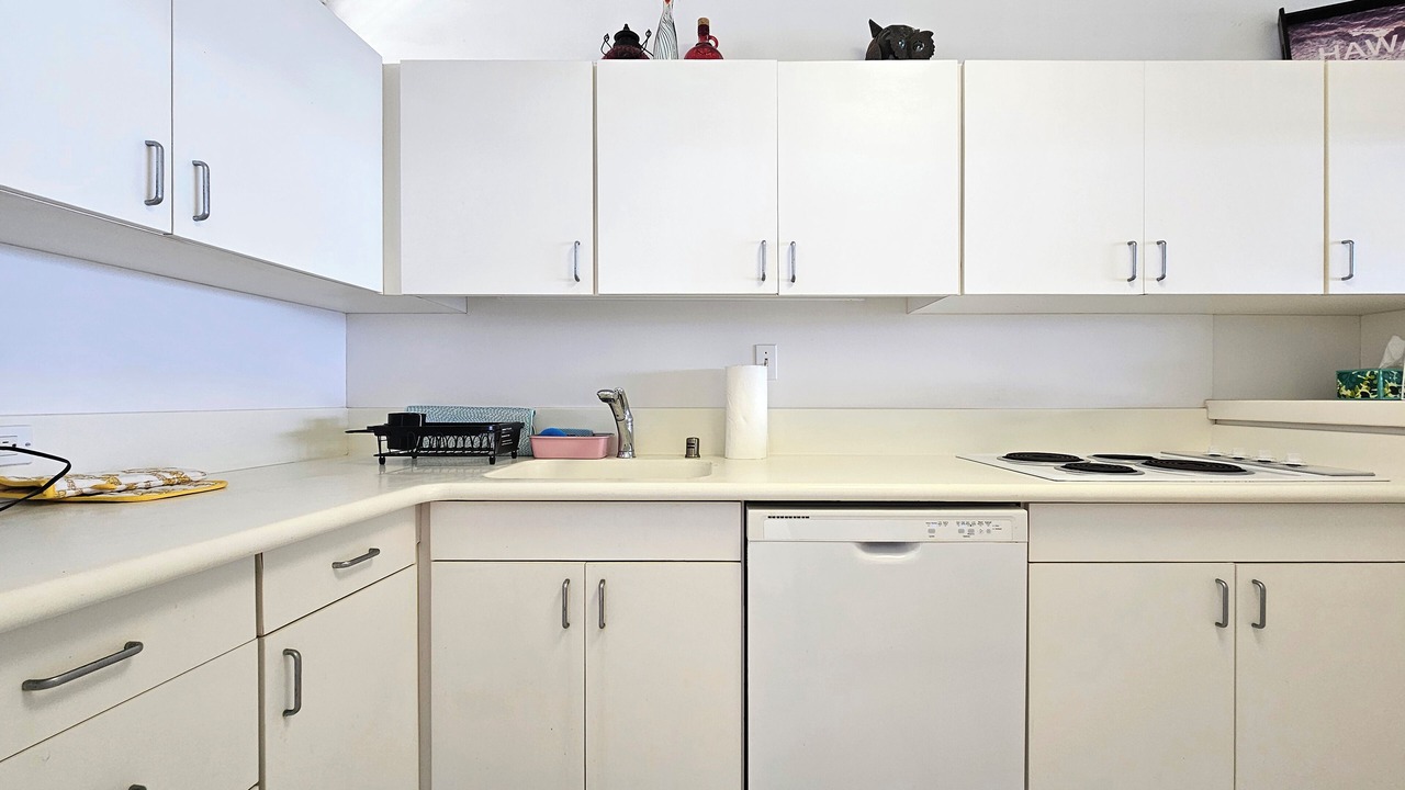 Photo of Kitchen in Diamond Head - Kapahulu - St. Louis