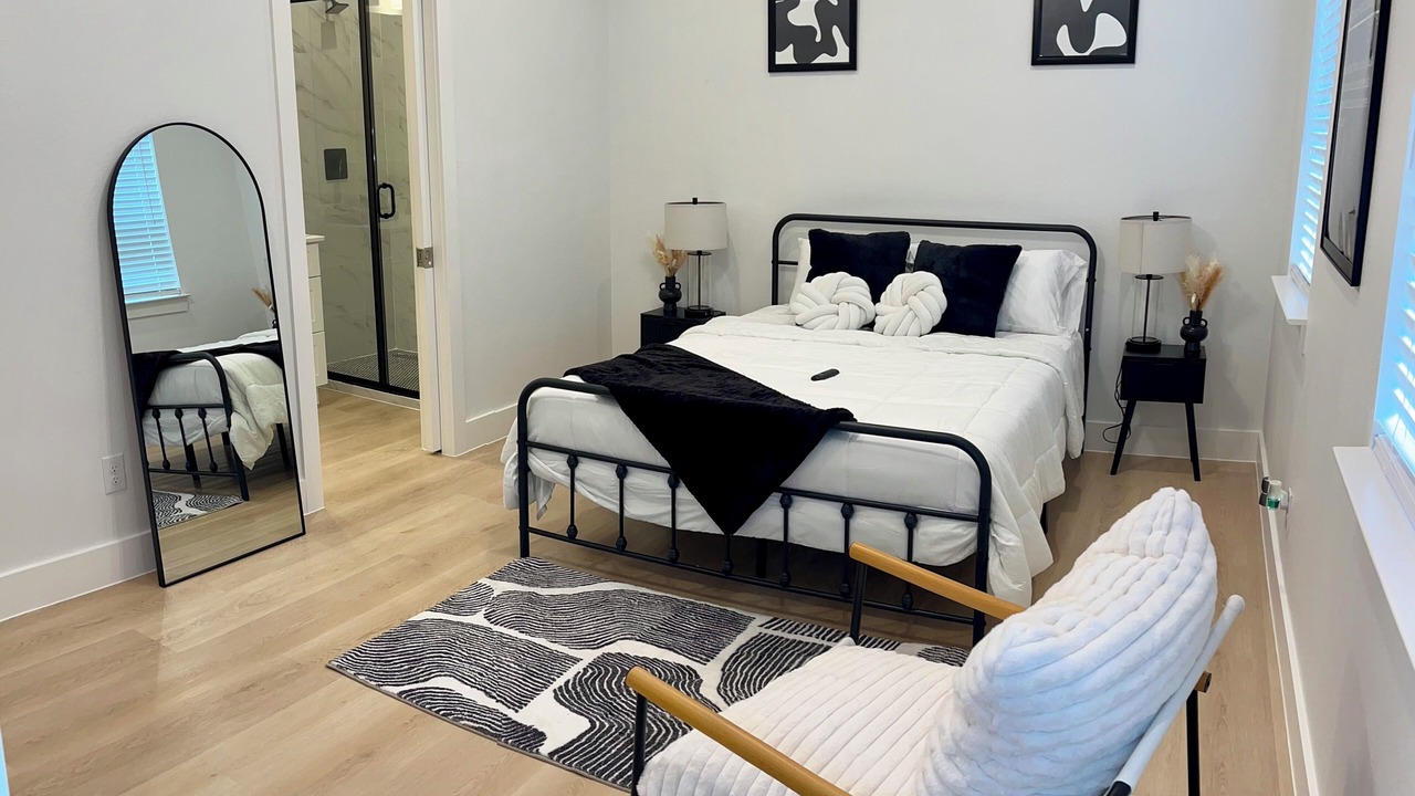 Photo of Bedroom in Old East Dallas