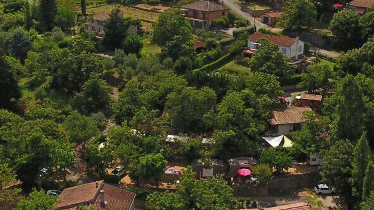 Photo of Outdoor in Ribes