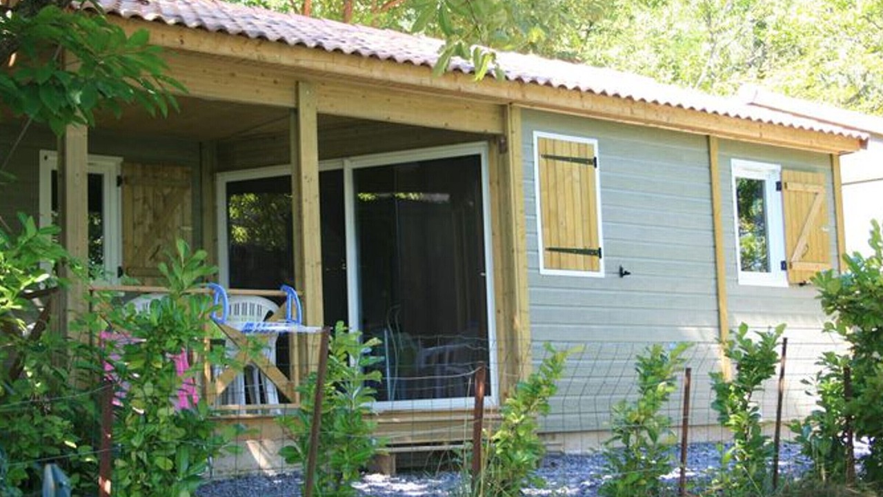 Photo of Outdoor in Ribes