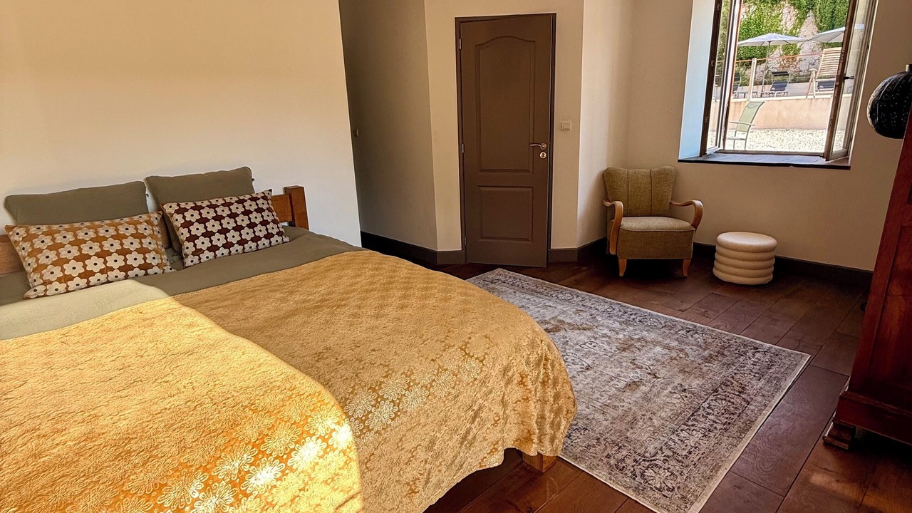 Photo of Bedroom in Saint-Romain