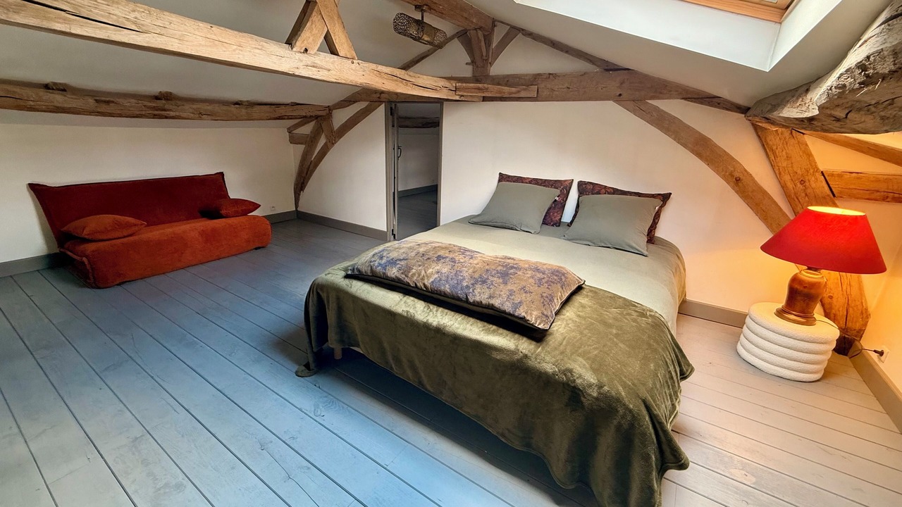 Photo of Bedroom in Saint-Romain